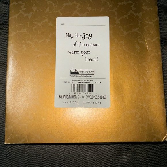 1 Box Snoopy Hallmark Christmas Cards w/Envelopes 18 Total 8.5" x 5.5" New - Picture 2 of 2